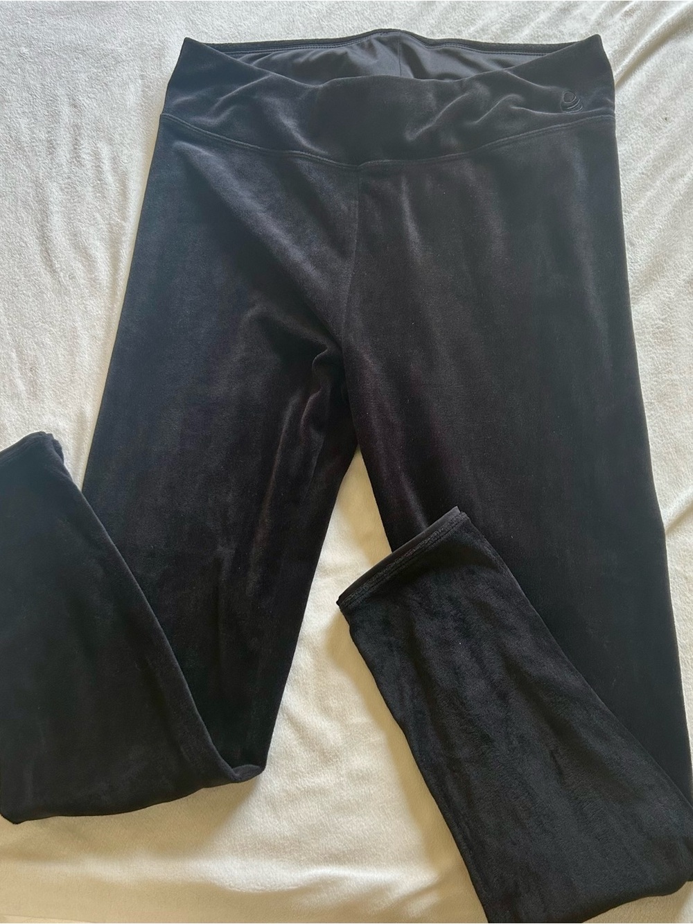 Cuddl Duds Black Velvet Stretch Leggings Sz M